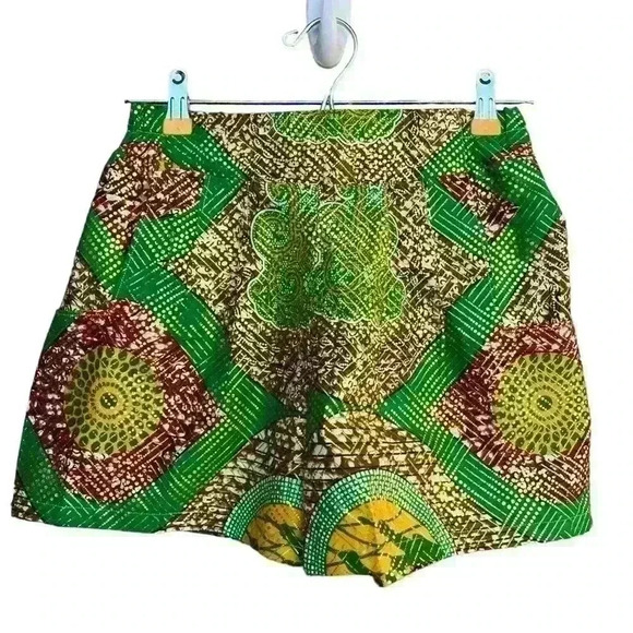 Handmade green & gold African print women’s summer shorts size S/M - Picture 1 of 10